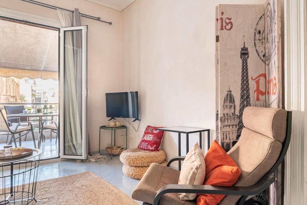 Openair Hot Tub/Big Balcony/Great Boutique Apt Atenas Exterior foto